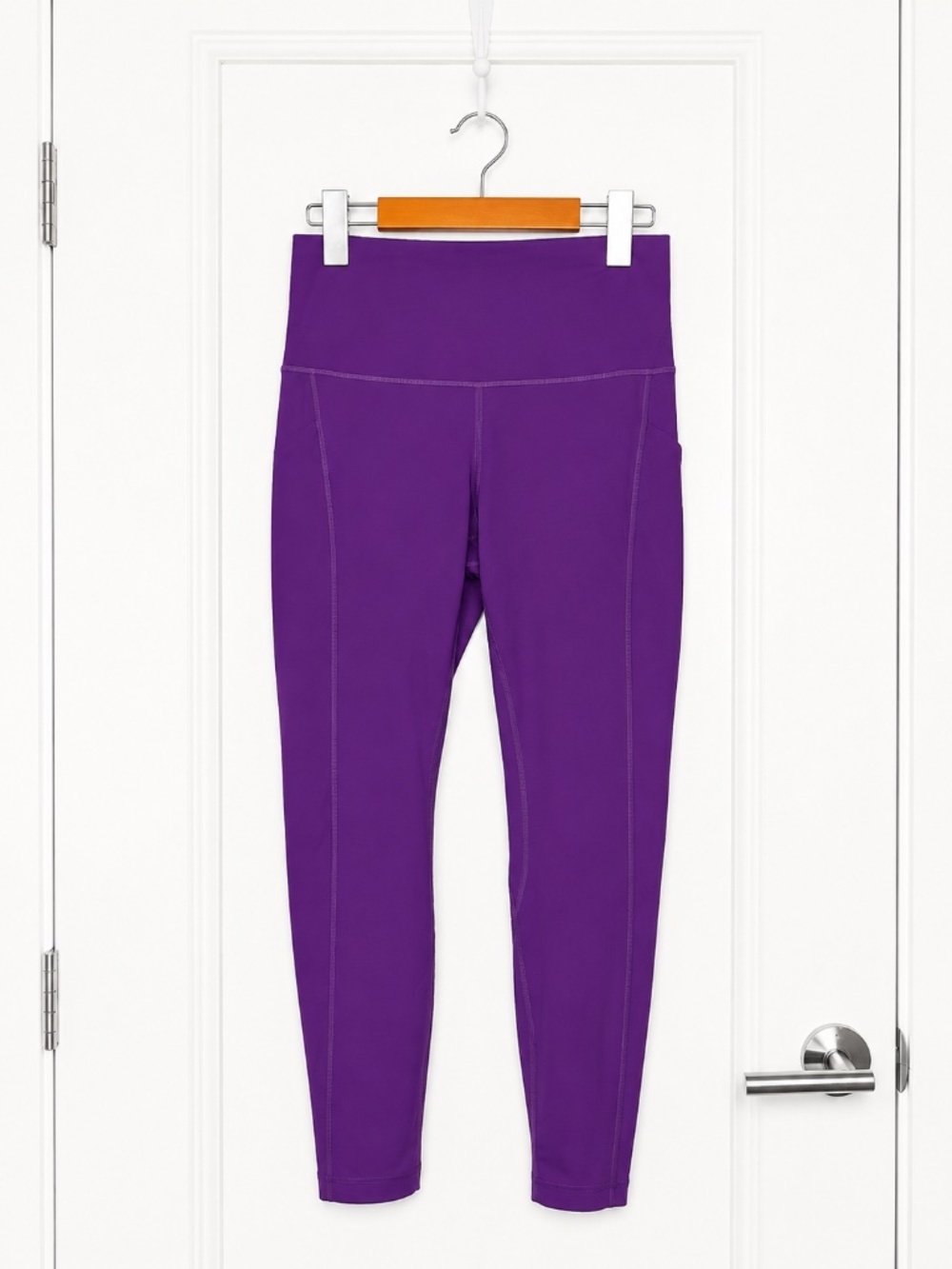 Lululemon Purple Leggings with Pockets Size 8